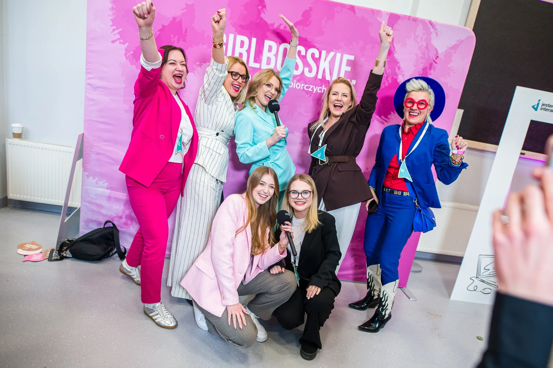 Energia społeczności GIRLBOSSKIE